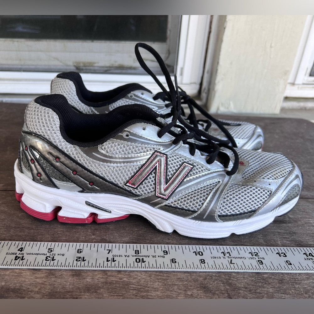New Balance Men MR580SBR Cushioned Running Shoe Silver Red USA Made Size 10 - Picture 13 of 14